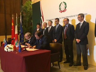 firma Fincantieri CSSC Baoshan Accordo Fincantieri - China State Shipbuilding Corporation per hub crocieristico in Cina