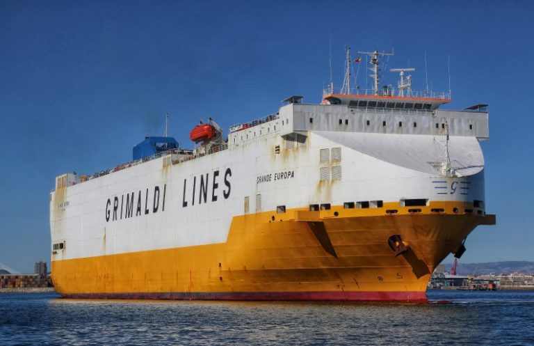 Grande Europa incendio nave ro-ro Grimaldi