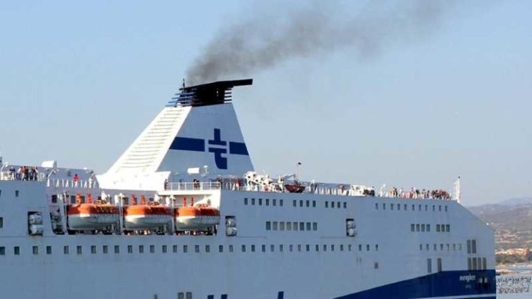 Nave Tirrenia