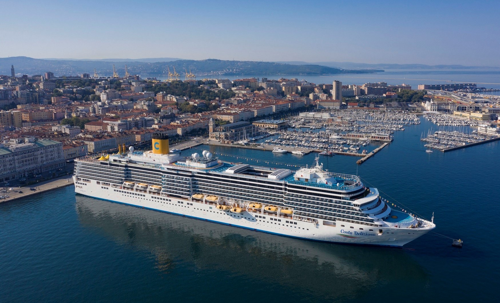 Costa Diadema