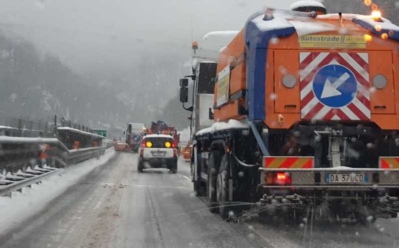 Autostrada neve