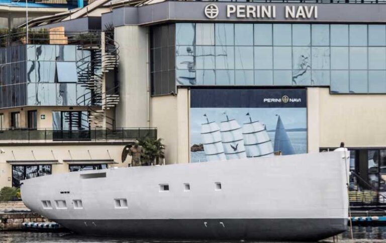 Perini navi