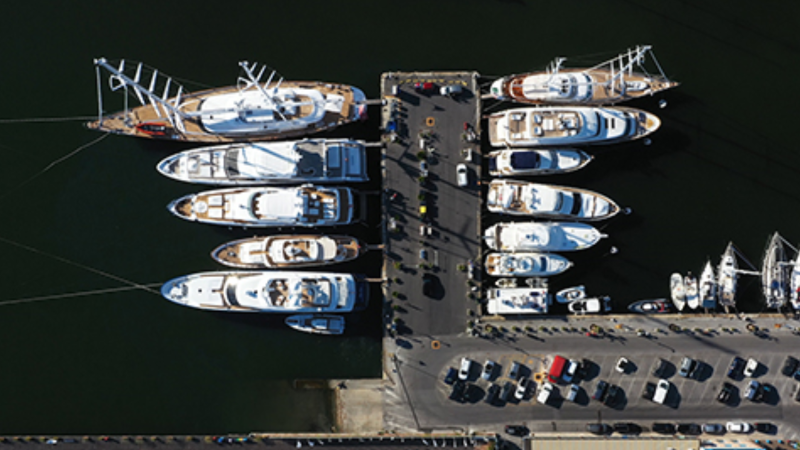 Yacht Broker