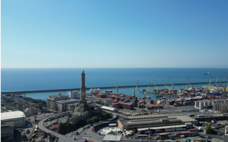 Lanterna Genova