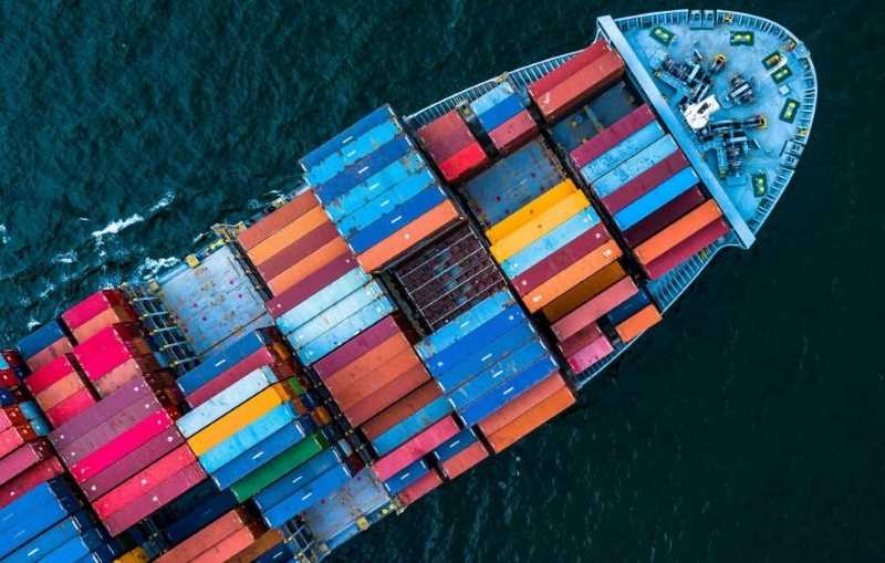 Container ship