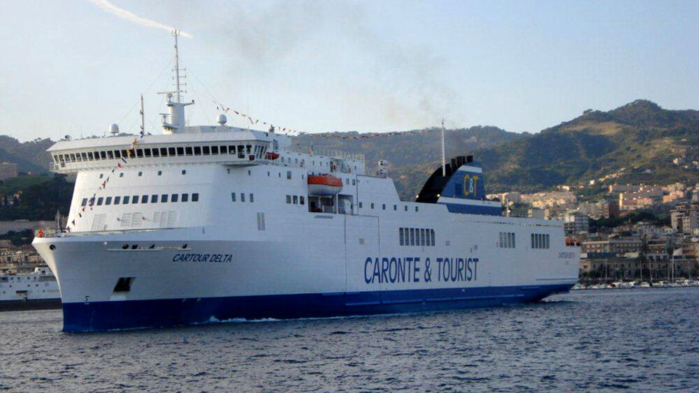 Caronte & Tourist