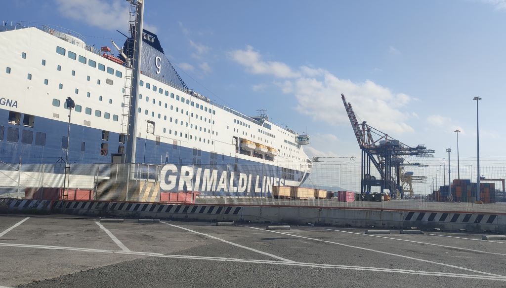 Nave Grimaldi