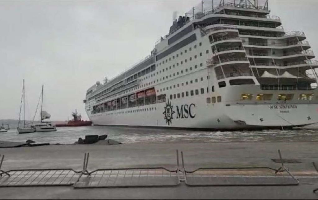 MSC Sinfonia