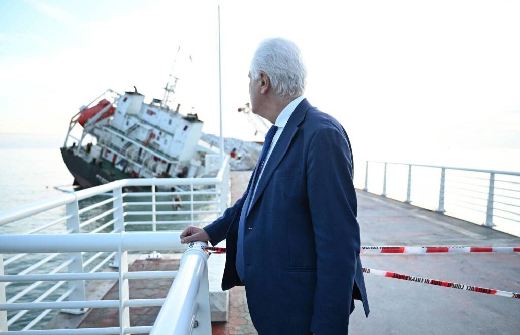 Giani Nave incagliata