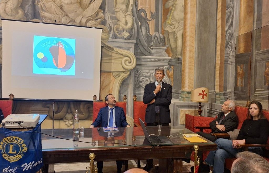 Arrivabene Lions delm Mare Paroli: "Diga di Genova, un'opera colossale - Un condominio di 10 piani sul fondale di 50 metri".